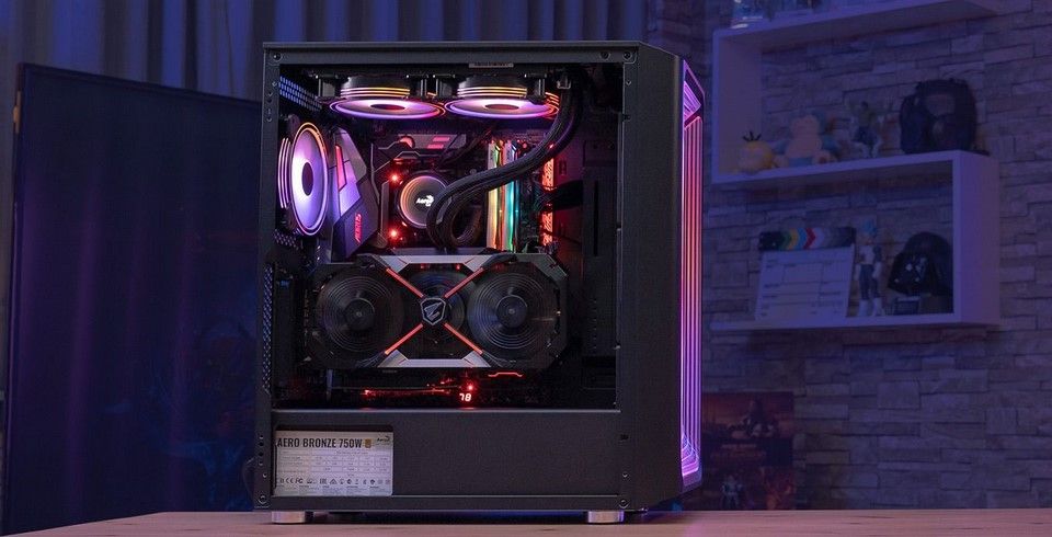 Aerocool Interstellar Mid Tower Case - Black Feature 3