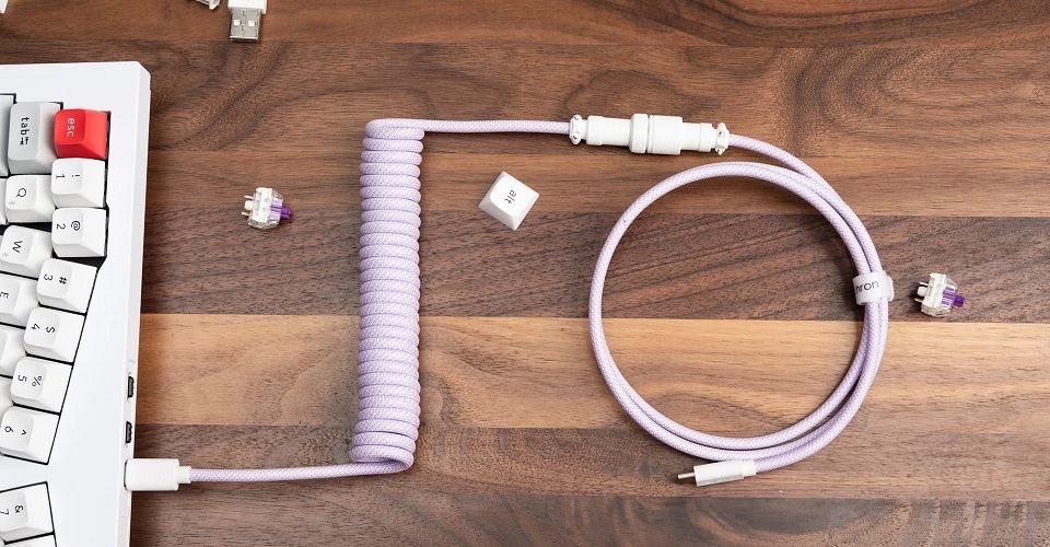 Keychron Straight Coiled Aviator Cable - Light Pink Feature 2