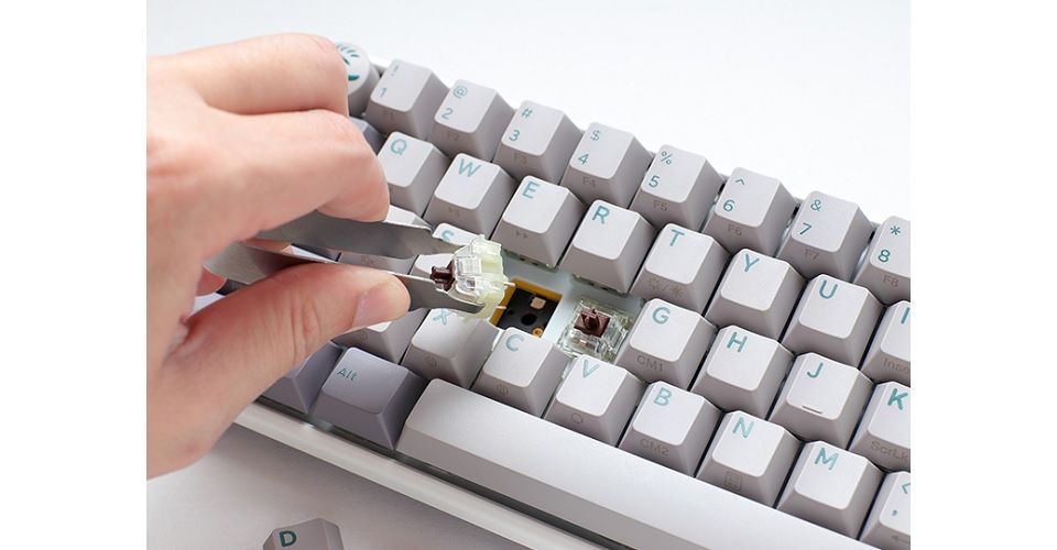Ducky One 3 Mini Cherry MX Speed Silver Switch RGB LED Seamless Double Shot PBT Hot-Swappable Mechanical Keyboard - Mist Grey Feature 3