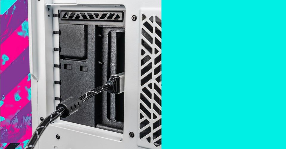 Cooler Master Universal Vertical VGA Card Holder V3 + PCI-E - White Feature 6