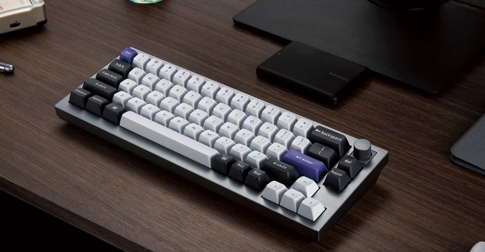 Keychron Q2 Pro QMK 65% Wireless Barebone - Silver Grey Feature 2