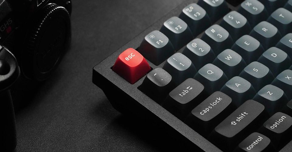 Keychron Q3 QMK TKL Custom Hot-Swappable Full Assembled Knob Version Brown Switch Mechanical Keyboard - Carbon Black Feature 5