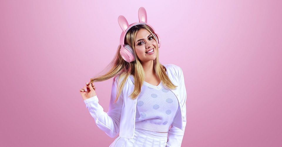 Razer Kraken Kitty V2 Pro Wired RGB Headset with Interchangeable Ears - Quartz Pink Feature 4