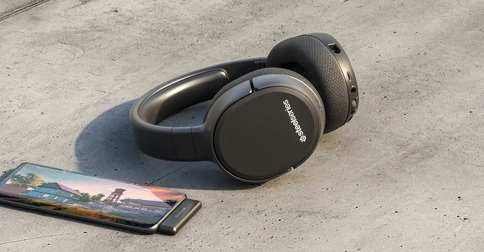 SteelSeries Arctis 1 4-in-1 Wireless Gaming Headset Feature 1