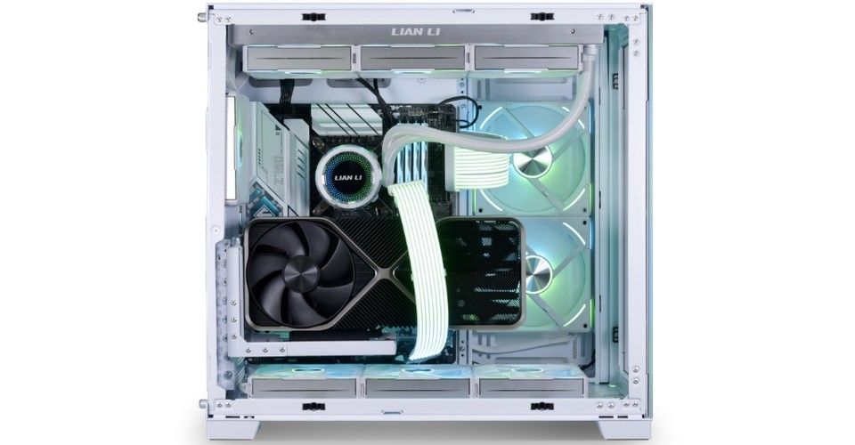 Lian Li PCIe 4.0 Universal 4-Slots Vertical GPU Bracket Kit - White Feature 1