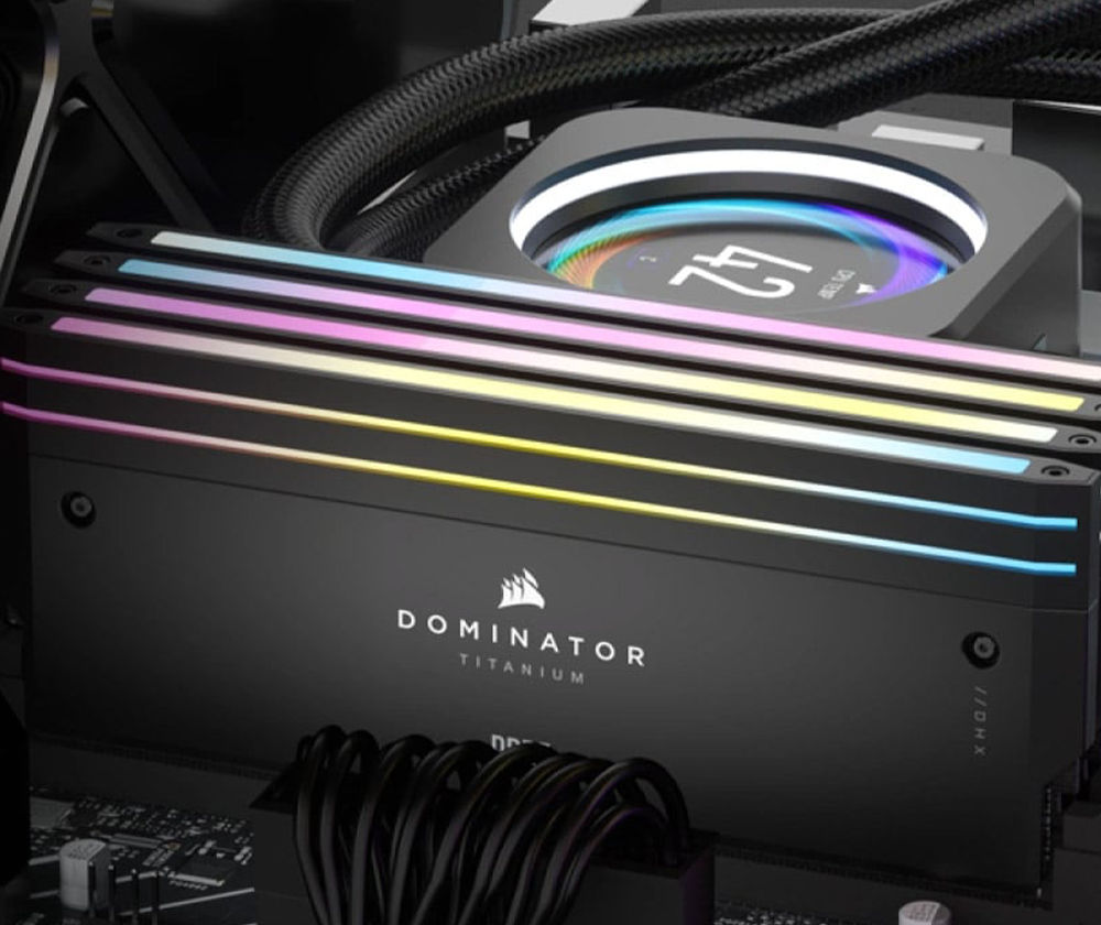 CORSAIR DOMINATOR TITANIUM MEMORY